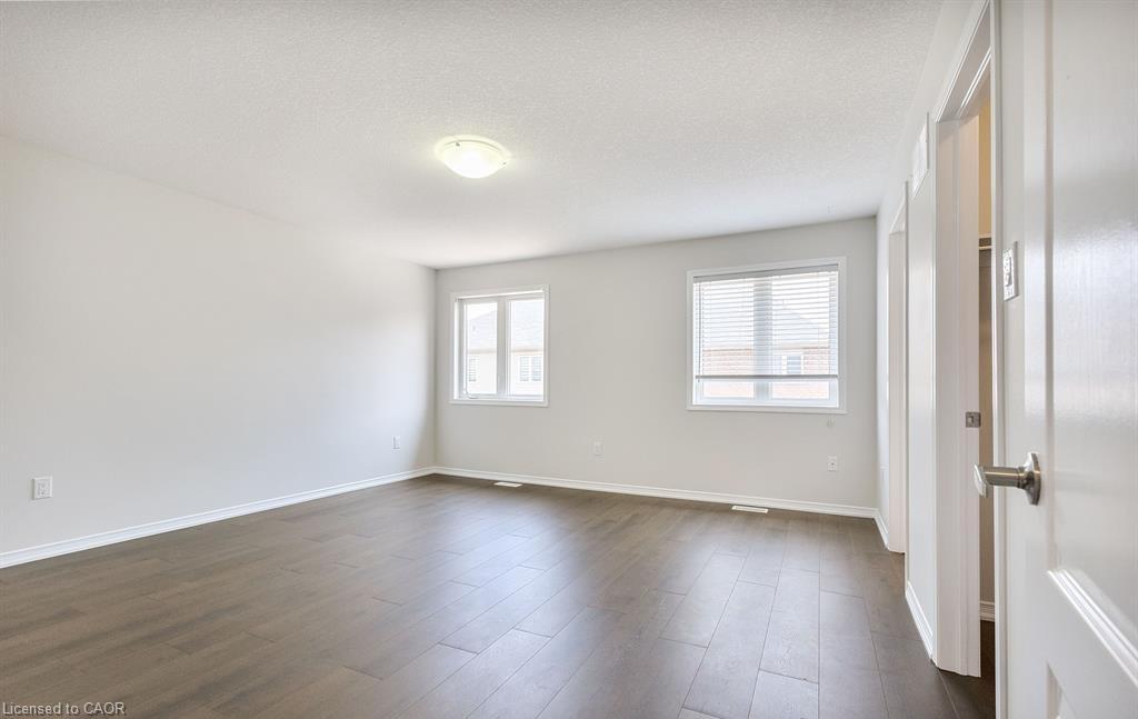 25 Munro Circle Property Photo 18