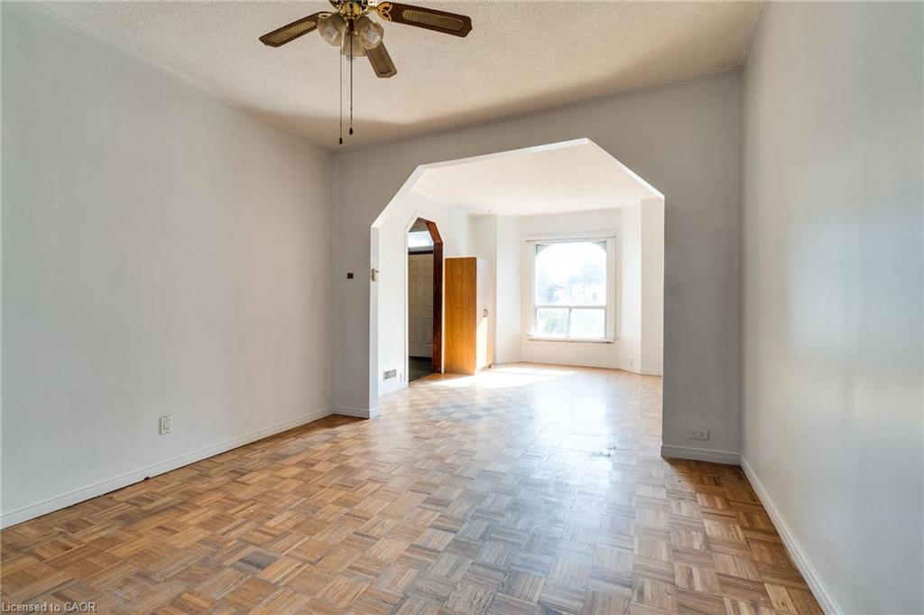 23 Oak Avenue Property Photo 18