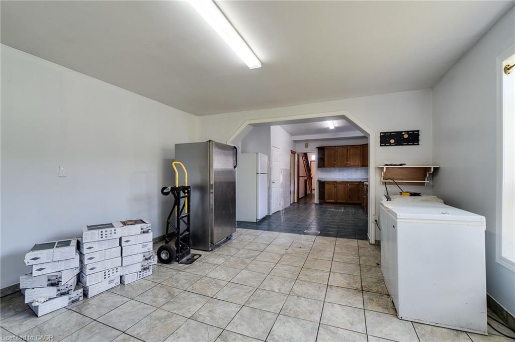 23 Oak Avenue Property Photo 27