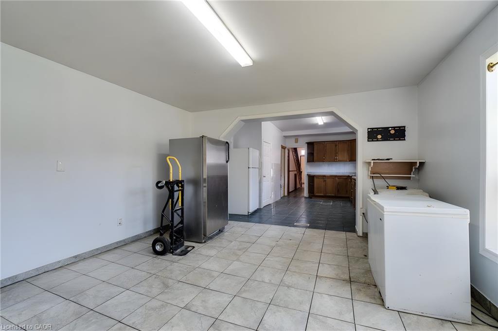 23 Oak Avenue Property Photo 28
