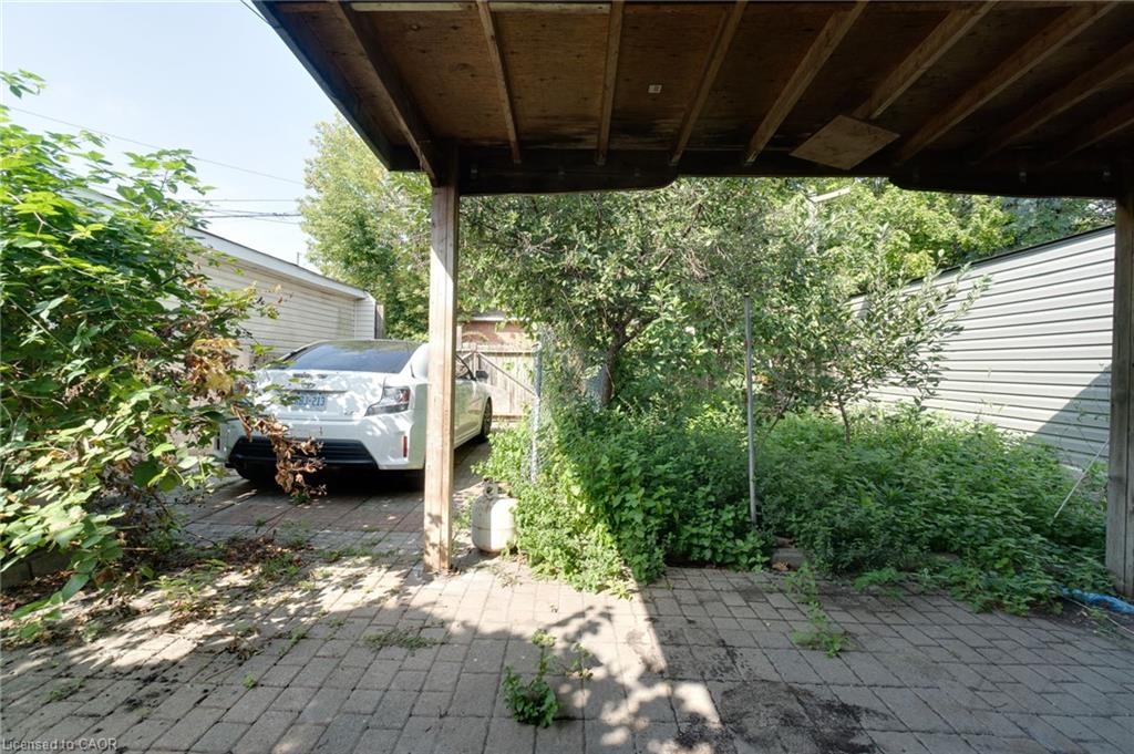 23 Oak Avenue Property Photo 46