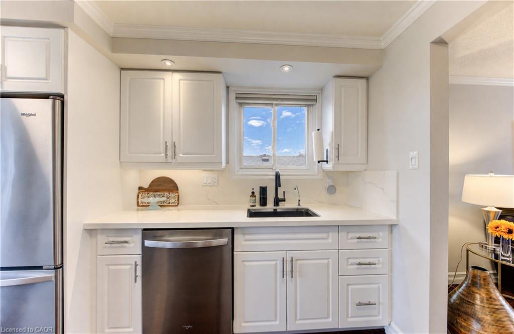 11 Woodborough Place Property Photo 8