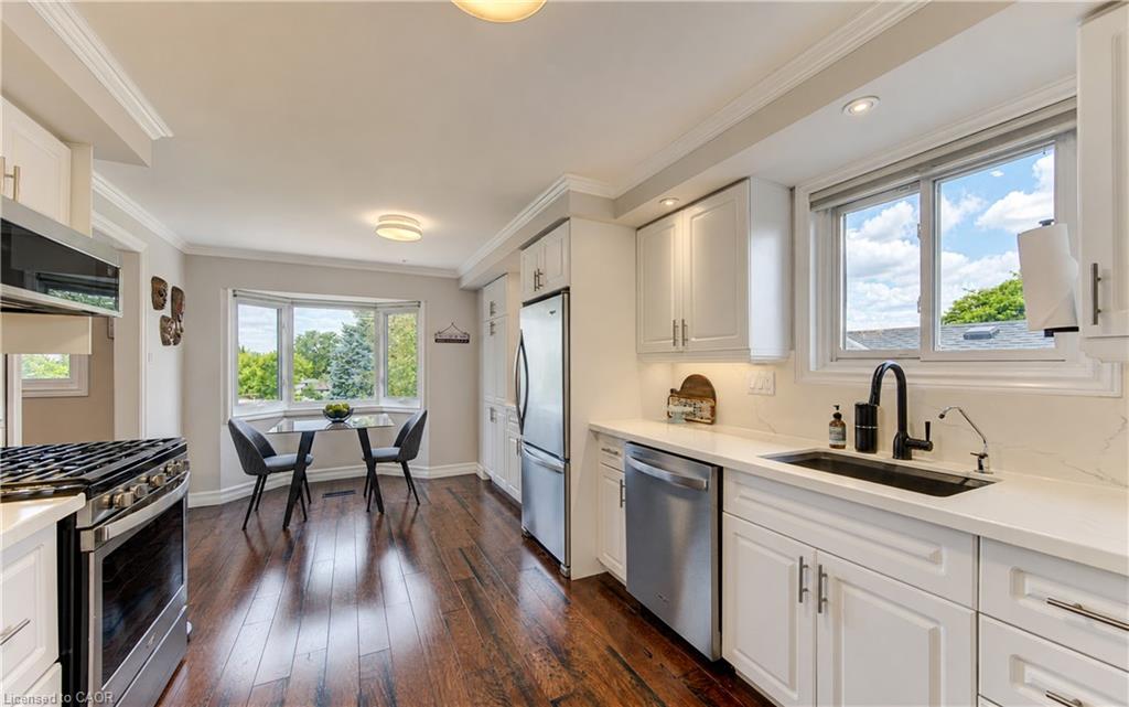 11 Woodborough Place Property Photo 10