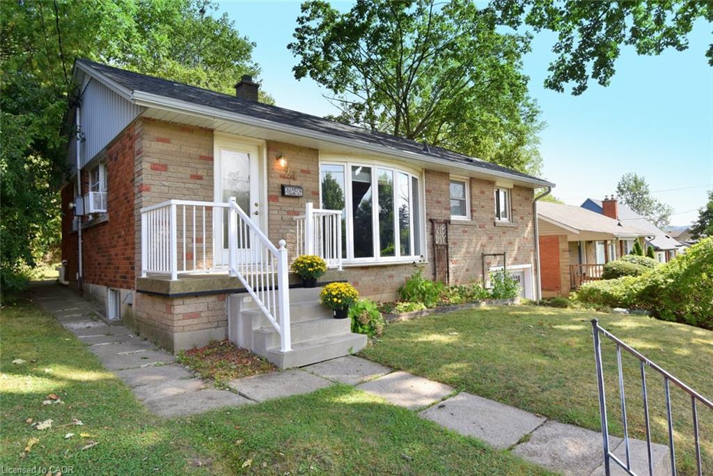 24 Delsey Street Property Photo 2