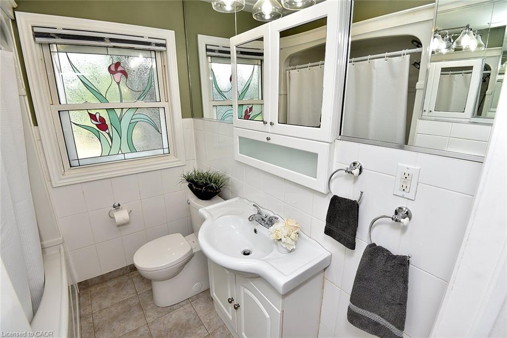 24 Delsey Street Property Photo 29