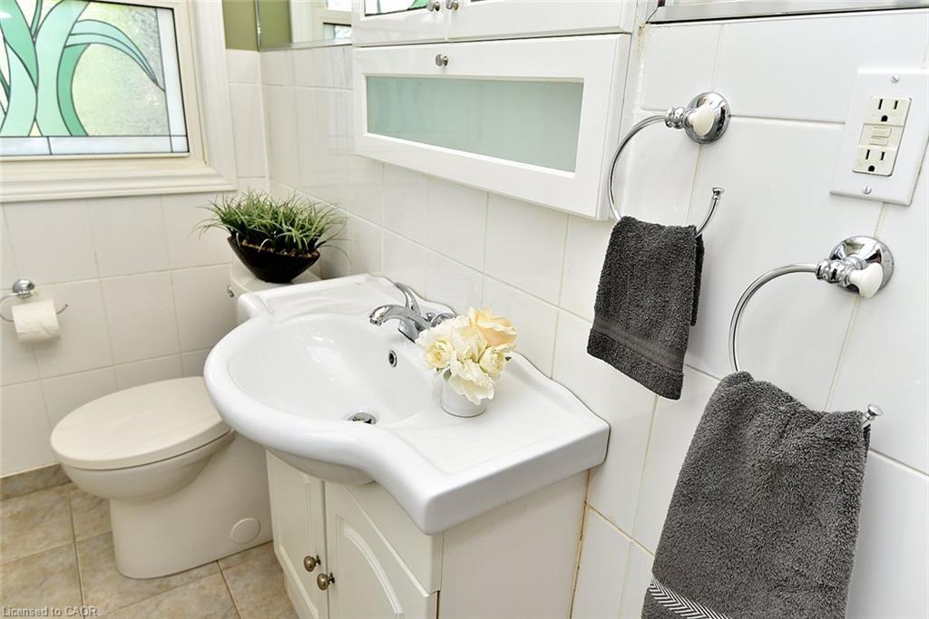24 Delsey Street Property Photo 31