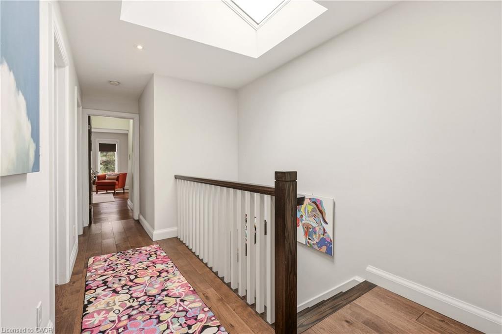 387 Valanna Crescent Property Photo 20