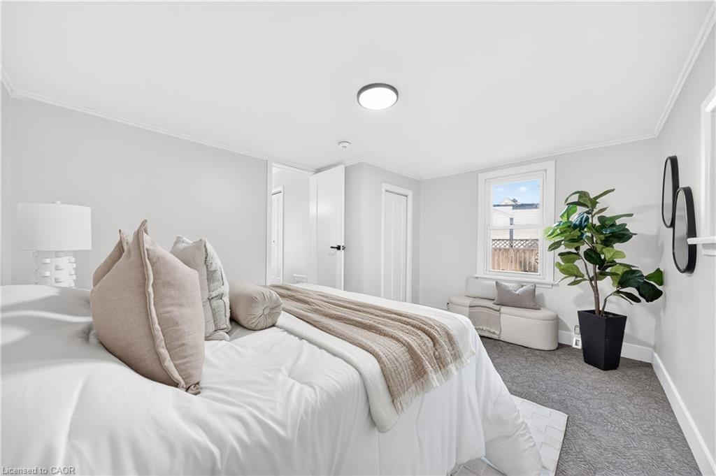 12 Admiral Road Property Photo 24