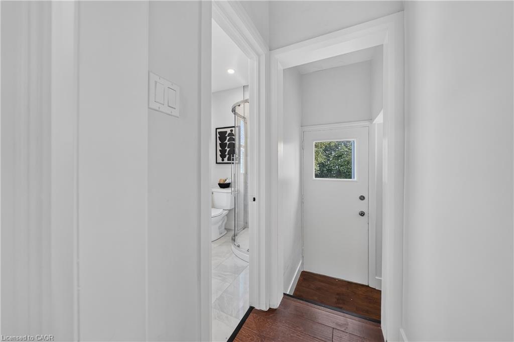12 Admiral Road Property Photo 26