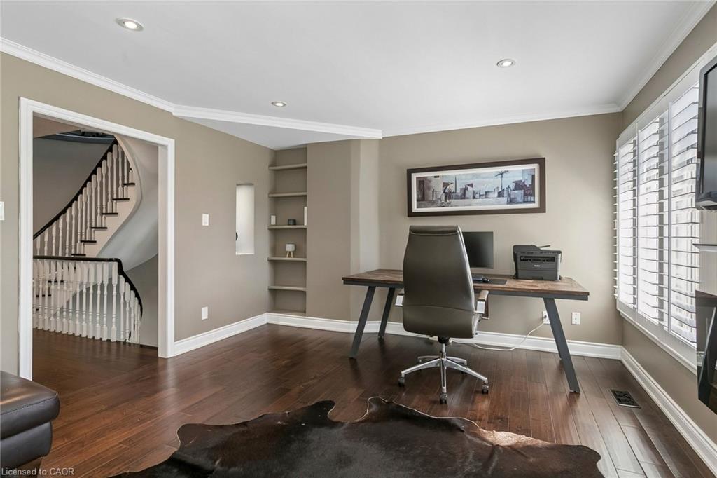 73 Windhaven Place Property Photo 23