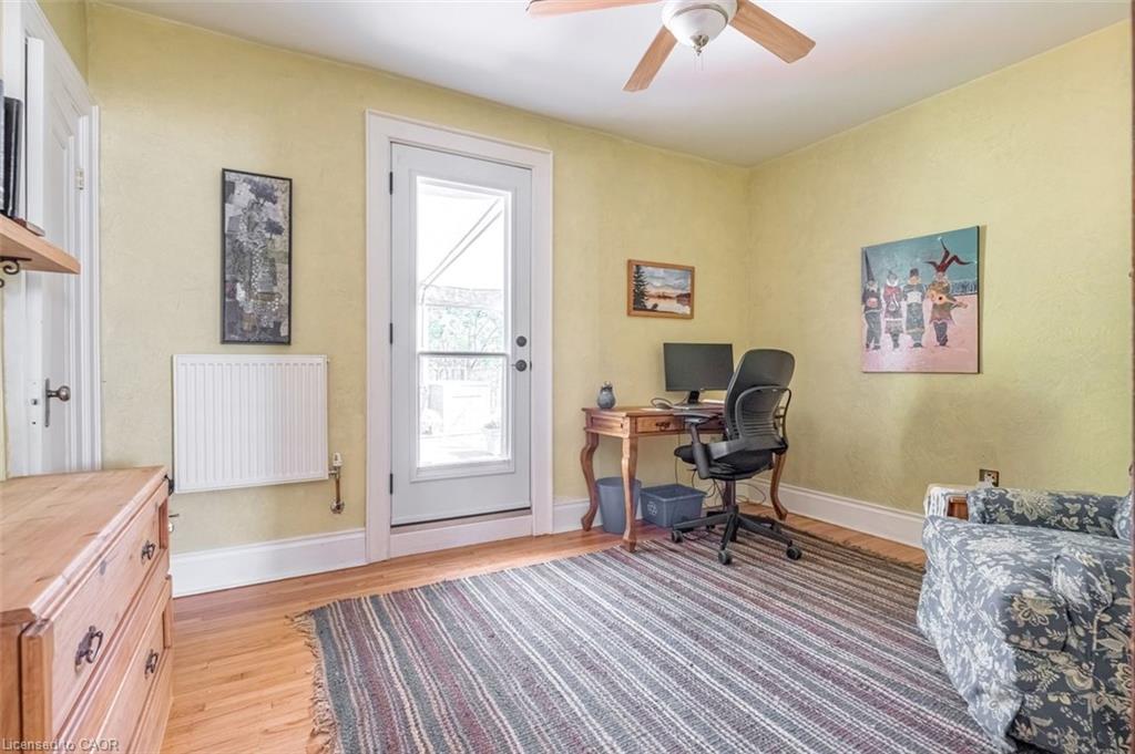 18 Forsyth Avenue N Property Photo 40