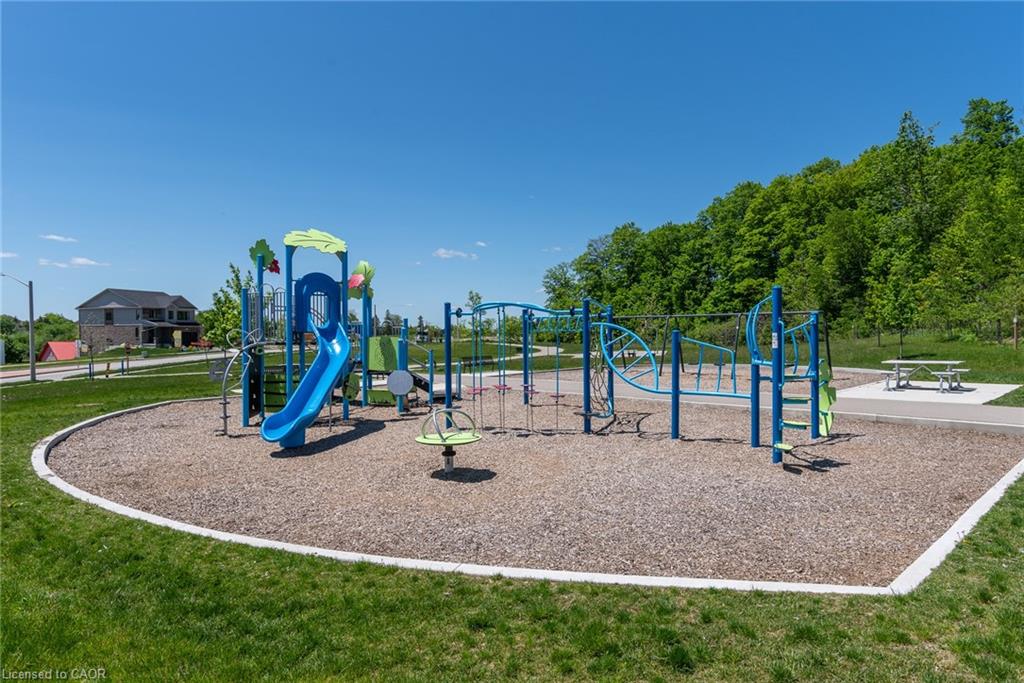 508 Nathalie Crescent Property Photo 45