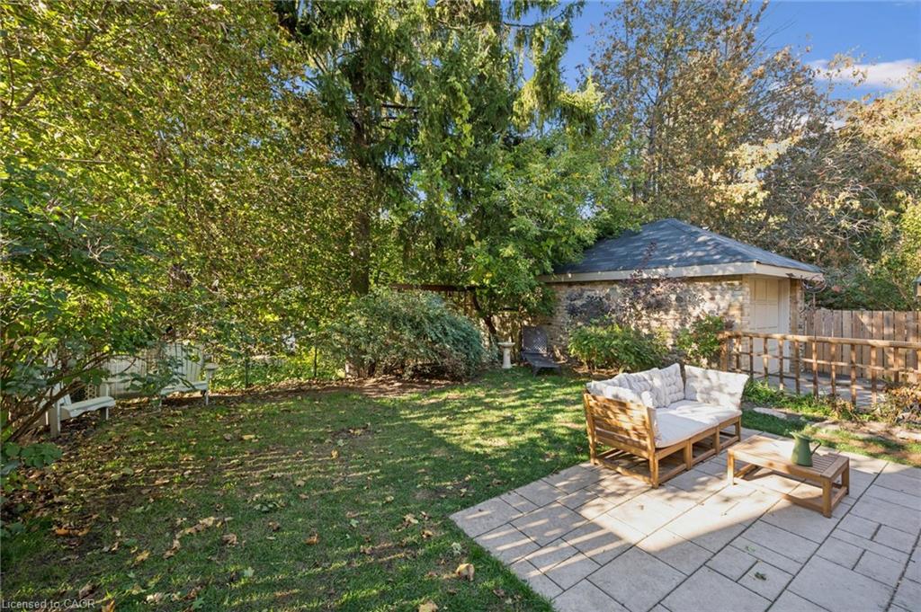 31 James Street W Property Photo 35