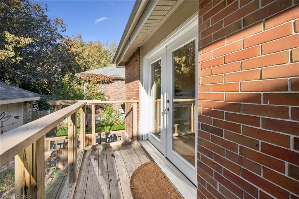 31 James Street W Property Photo 37