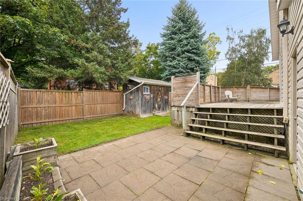 195 Victoria Avenue S Property Photo 26