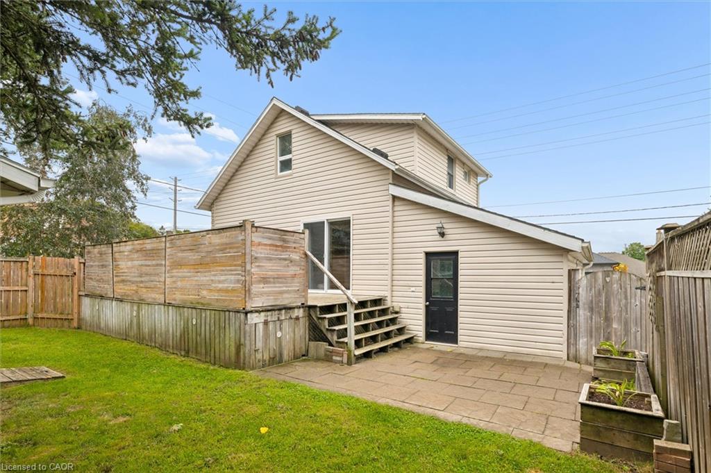 195 Victoria Avenue S Property Photo 30