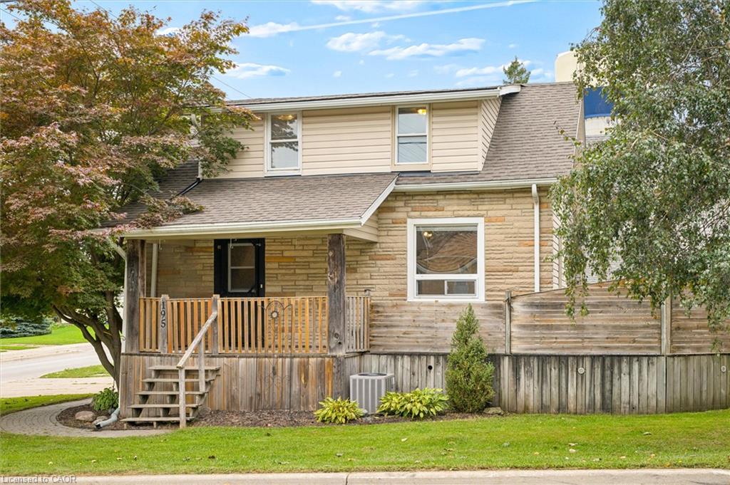 195 Victoria Avenue S Property Photo 31
