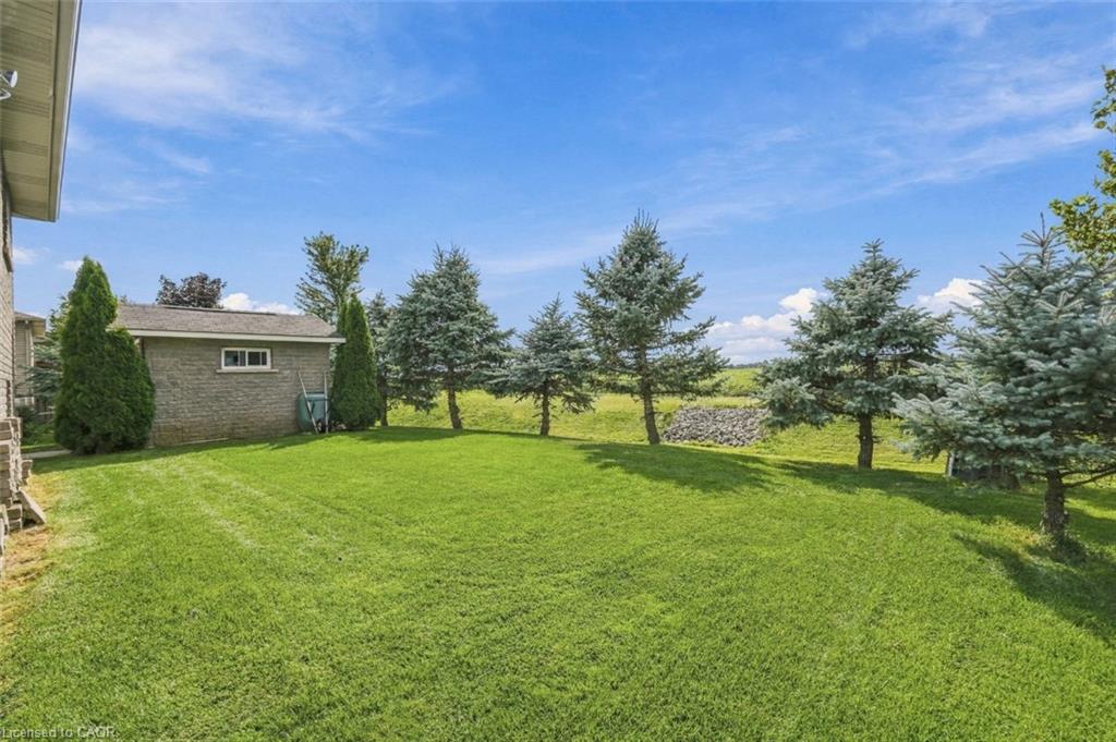 26 Leslie Street Property Photo 38