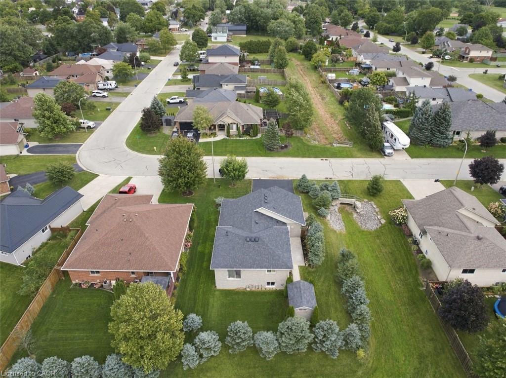 26 Leslie Street Property Photo 41
