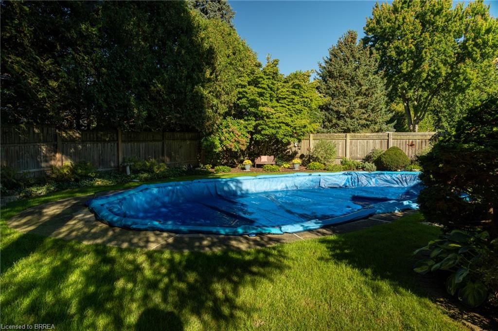 78 Berkley Crescent Property Photo 6