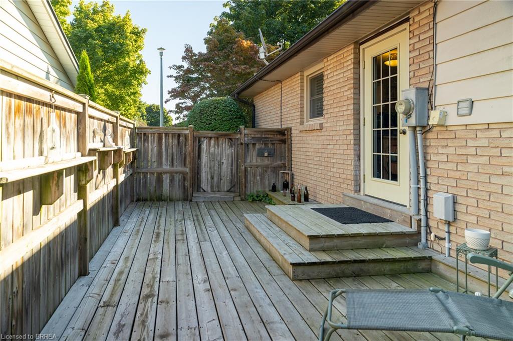 78 Berkley Crescent Property Photo 8
