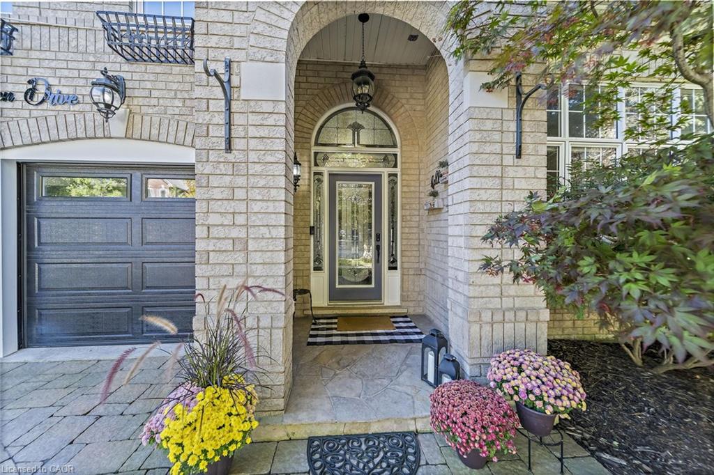 50 Arborglen Drive Property Photo 4