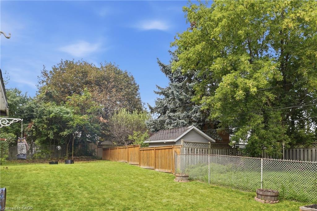 423 Lawrence Avenue Property Photo 30