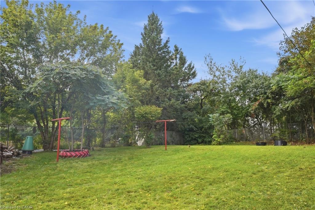 423 Lawrence Avenue Property Photo 31