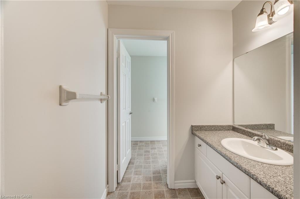 43-600 Sarnia Road Property Photo 12
