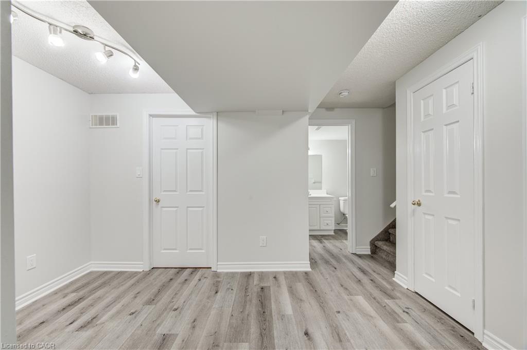 43-600 Sarnia Road Property Photo 22