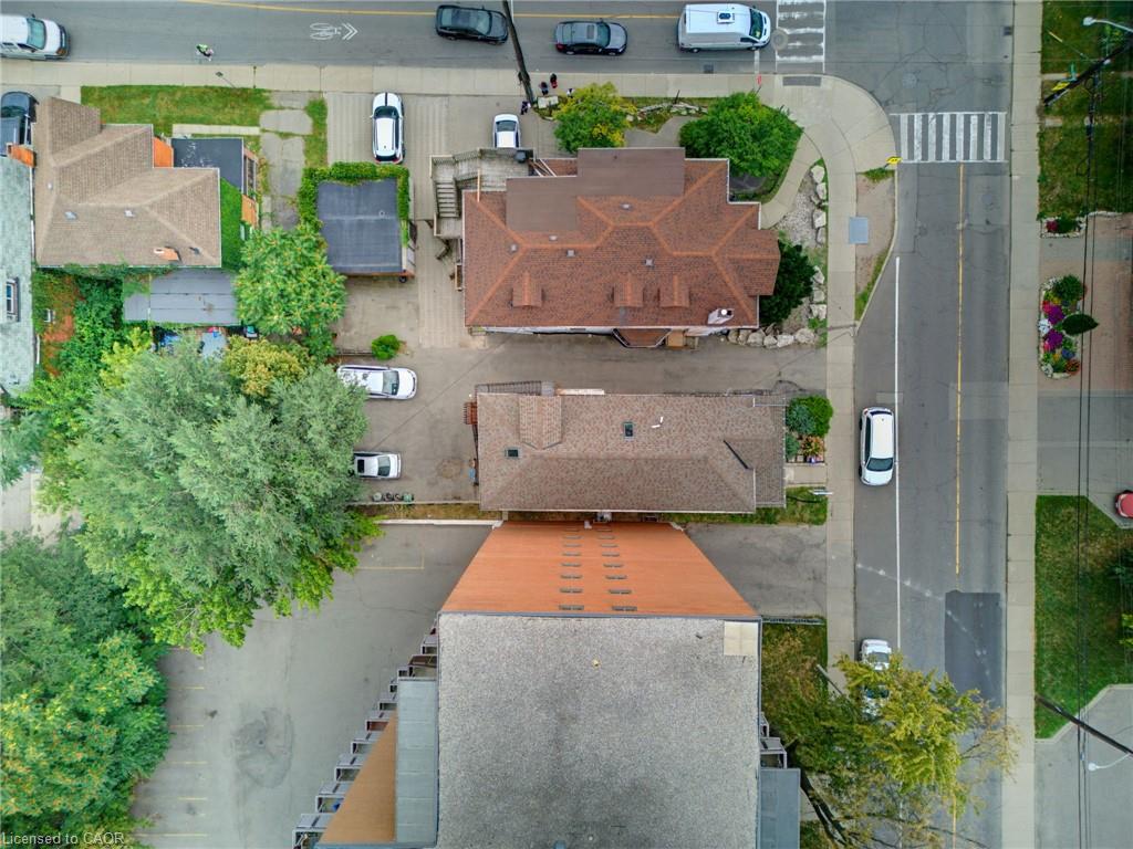 113 Wentworth Street S Property Photo 6