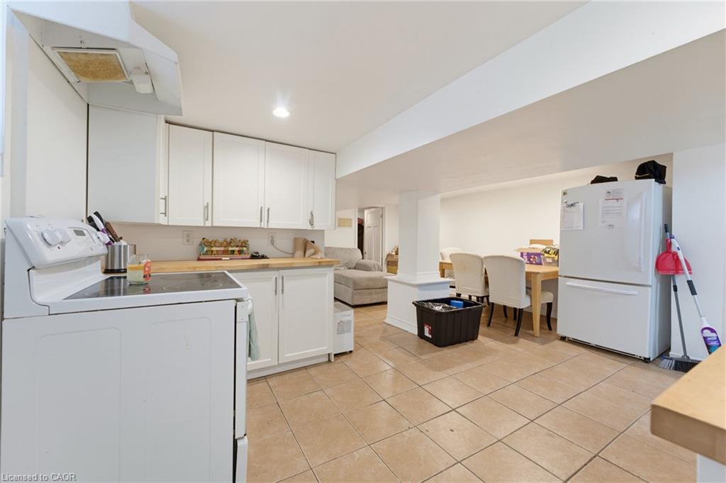 113 Wentworth Street S Property Photo 32