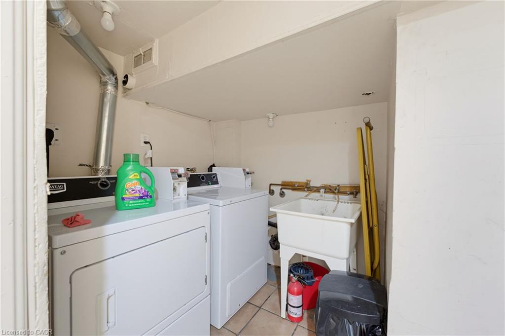 113 Wentworth Street S Property Photo 42