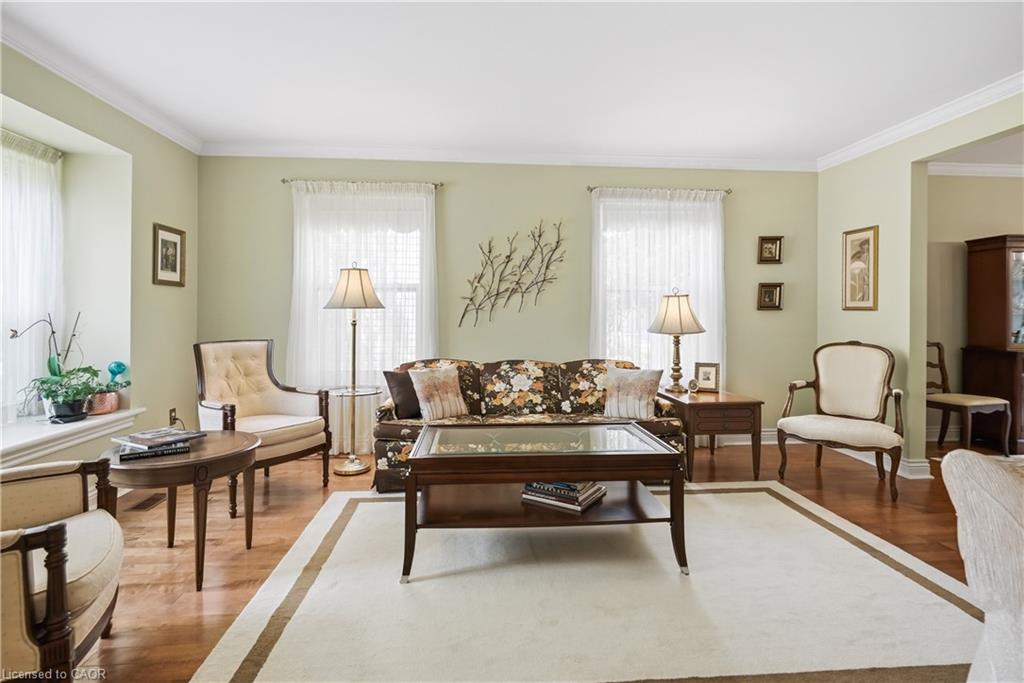 15 The Promenade Property Photo 10