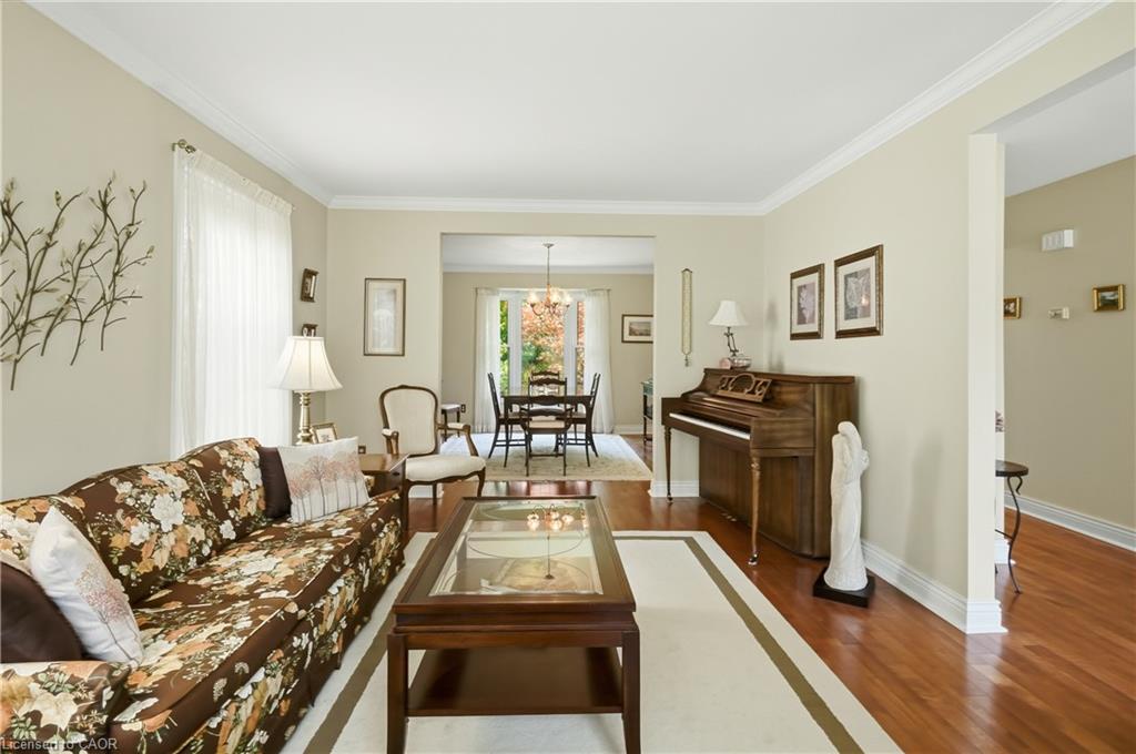 15 The Promenade Property Photo 11