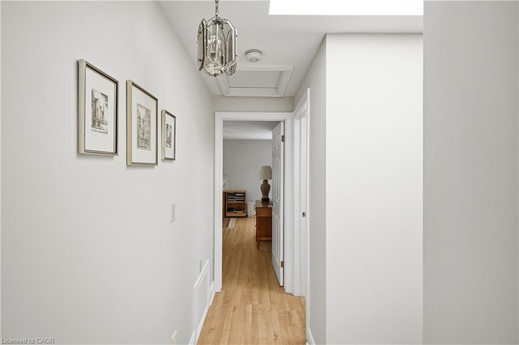 15 The Promenade Property Photo 24