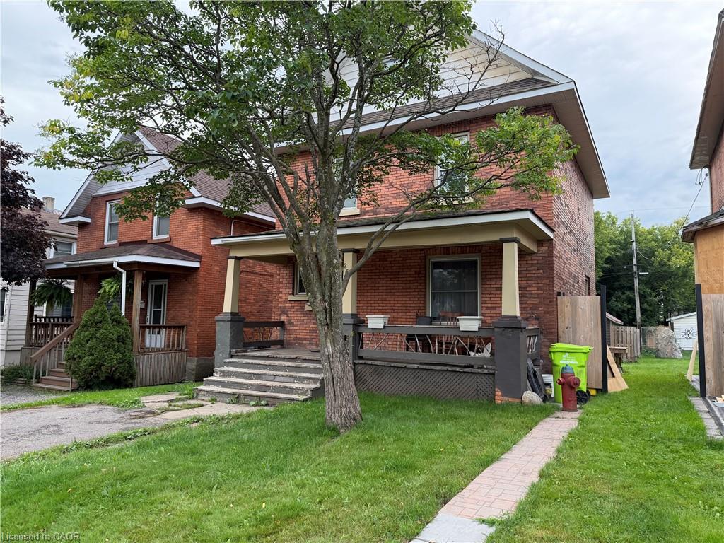 257 Alexandra Street Property Photo 3