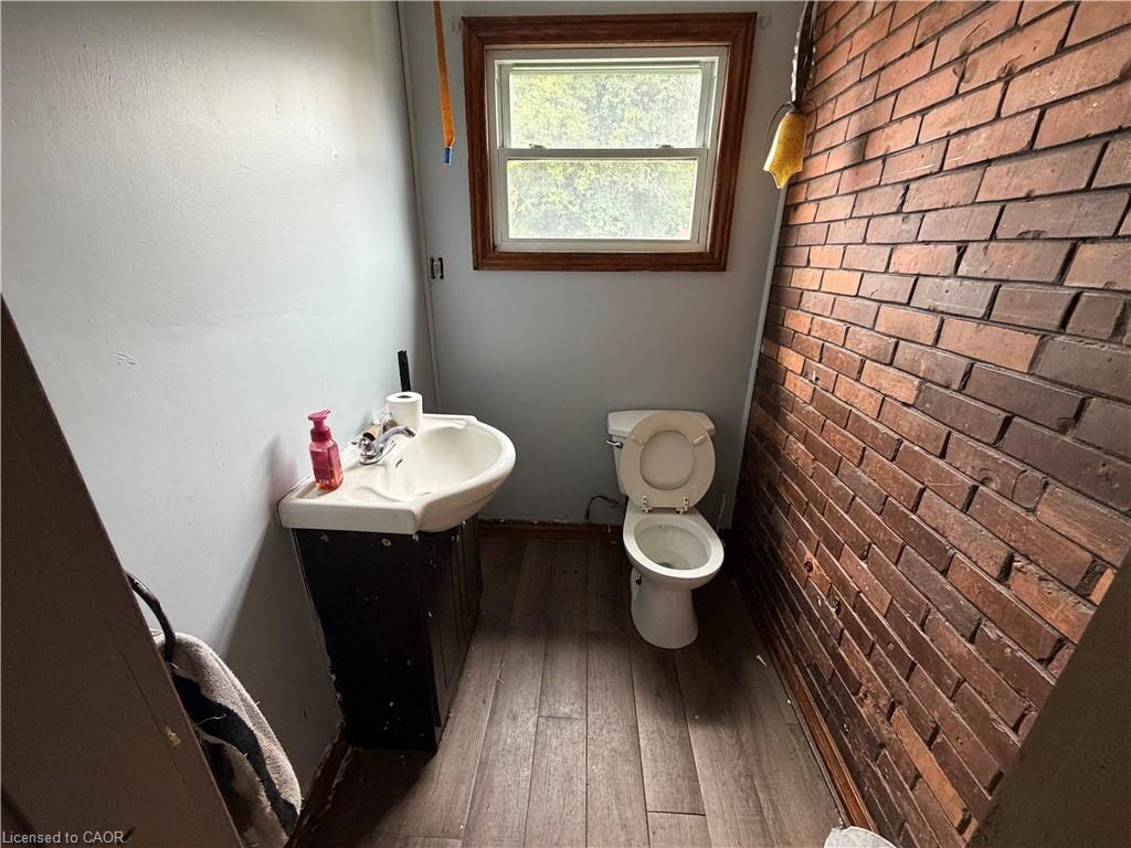 257 Alexandra Street Property Photo 14