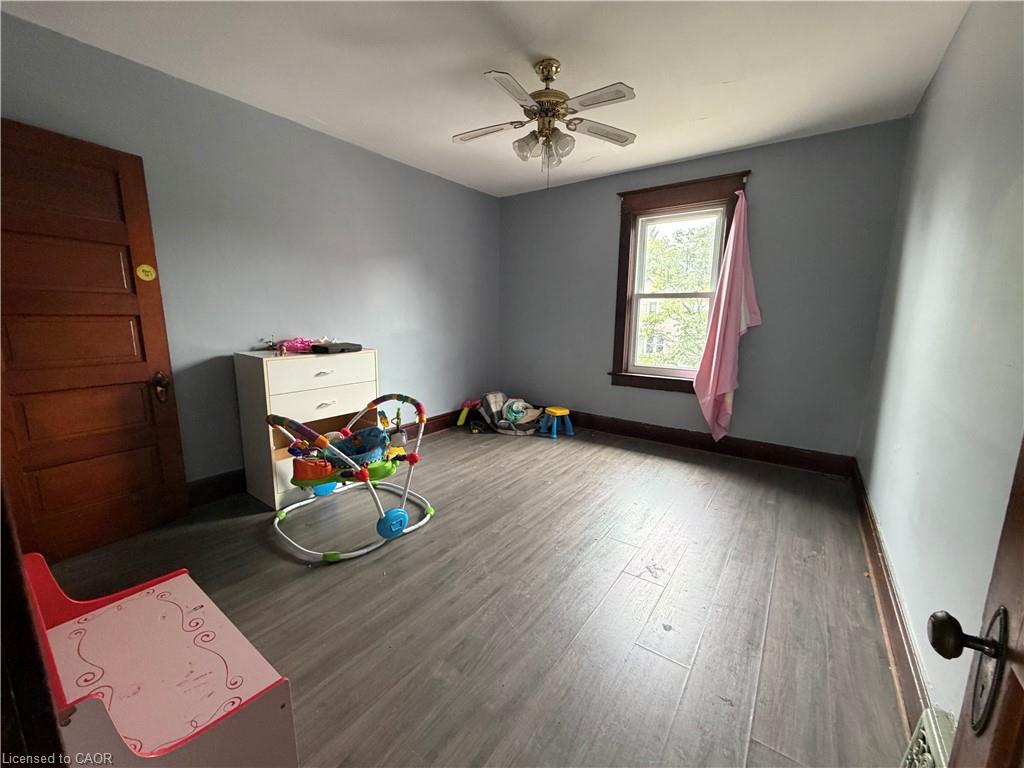 257 Alexandra Street Property Photo 18
