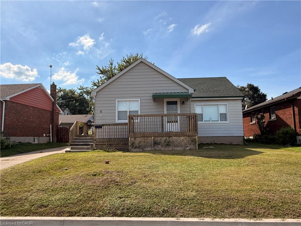 4 Conlon Crescent Property Photo 1