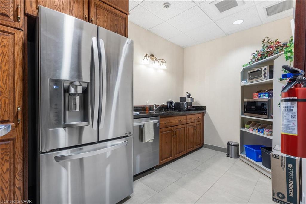 305 Church Street Property Photo 20
