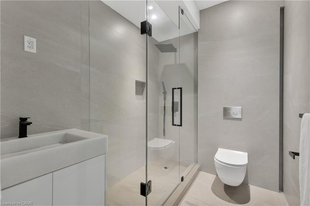 1277 Hillview Crescent Property Photo 46