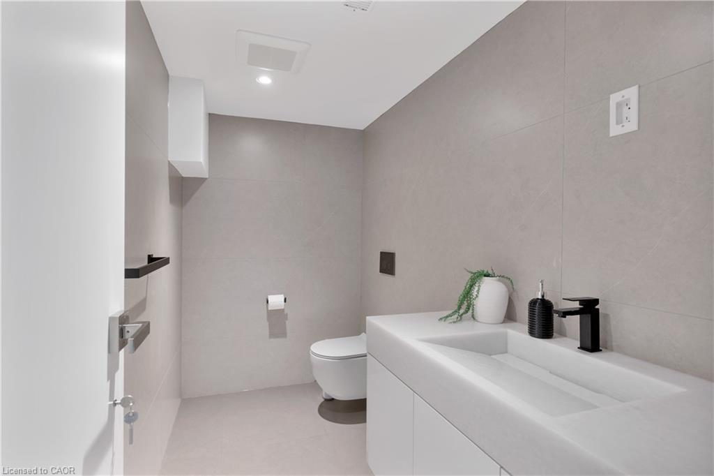 1277 Hillview Crescent Property Photo 49