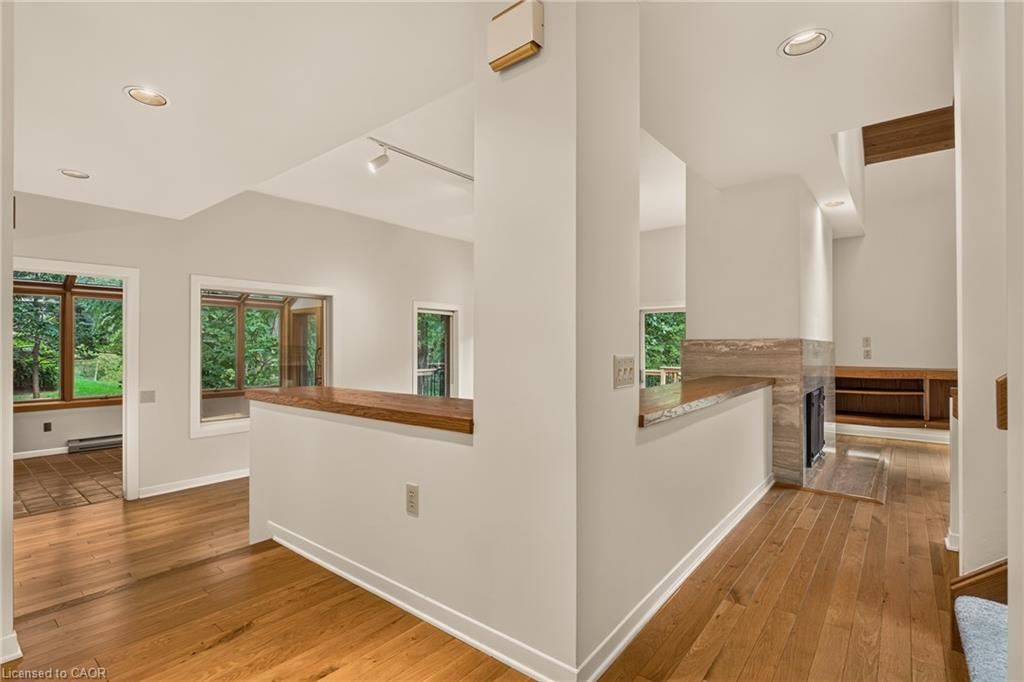 539 Ontario Street Property Photo 11