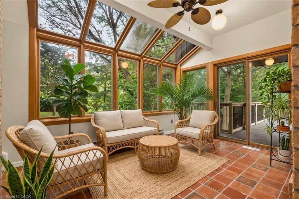 539 Ontario Street Property Photo 19