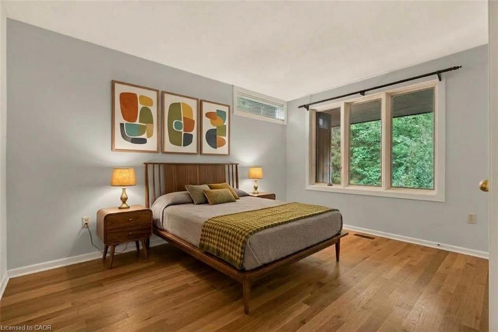 539 Ontario Street Property Photo 27