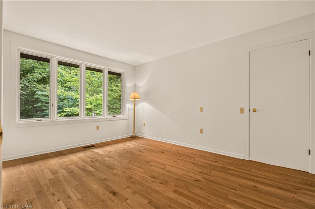 539 Ontario Street Property Photo 30