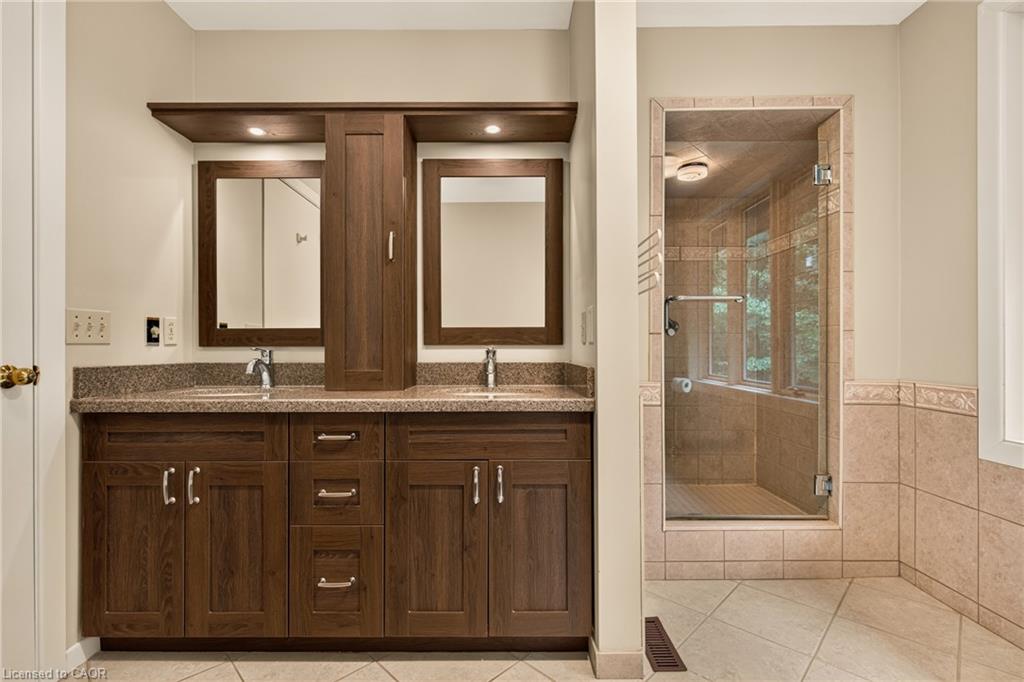539 Ontario Street Property Photo 32