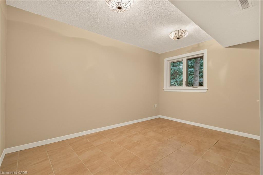 539 Ontario Street Property Photo 36
