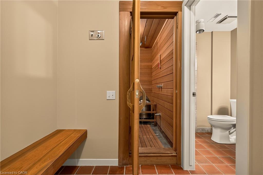 539 Ontario Street Property Photo 38